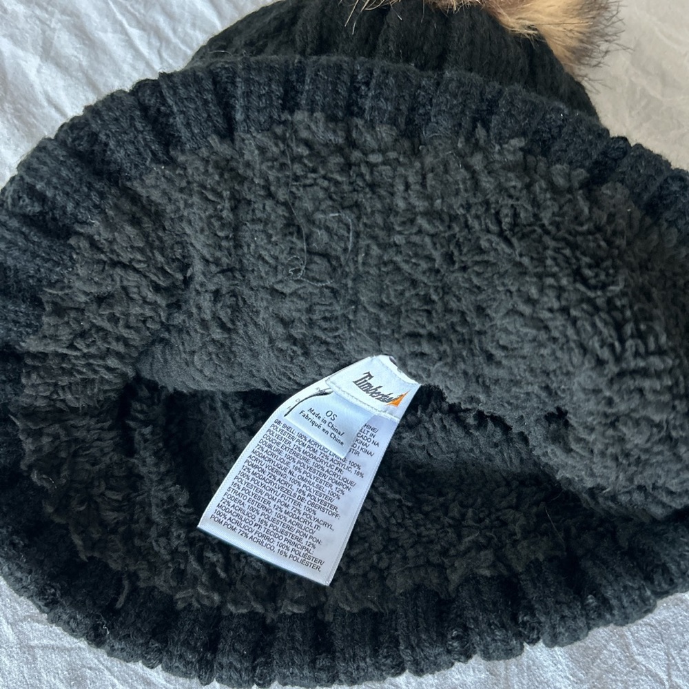 Timberland Women’s Black Autumn Woods Cable Cozy Fleece lined Beanie W/Pom NEW - Picture 4 of 8